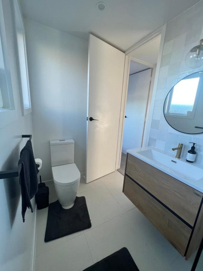 Orewa Homestay Rooms Auckland Bagian luar foto