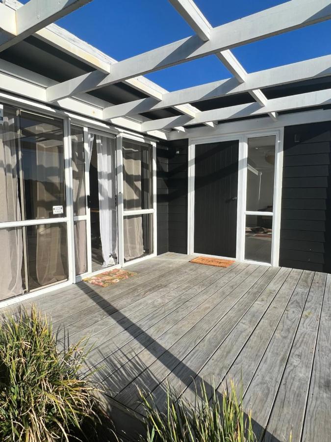 Orewa Homestay Rooms Auckland Bagian luar foto